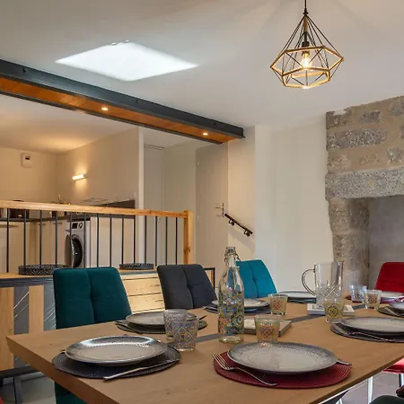 De Recoules 度假居 Recoules D'Aubrac